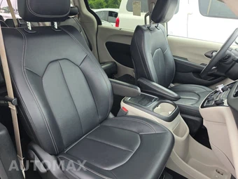 2024 Chrysler Pacifica Touring L 121.6" WB - miniatura 8