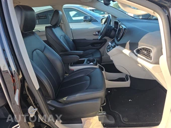 2024 Chrysler Pacifica Touring L 121.6" WB - miniatura 14