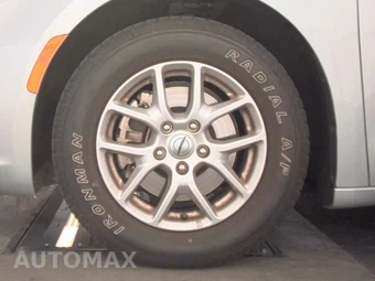 2024 Chrysler Pacifica Touring L 121.6" WB - miniatura 9