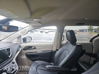 2024 Chrysler Pacifica Touring L 121.6" WB - miniatura 15