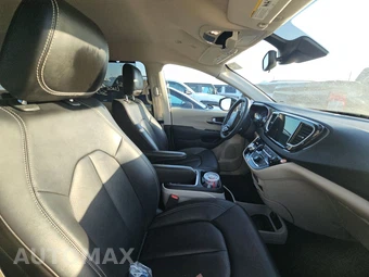 2024 Chrysler Pacifica Touring L 121.6" WB - miniatura 8