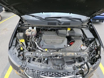 2024 Chrysler Pacifica Touring L 121.6" WB - miniatura 17