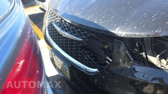 2024 Chrysler Pacifica Touring L 121.6" WB - miniatura 22
