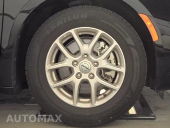 2024 Chrysler Pacifica Touring L 121.6" WB - miniatura 10