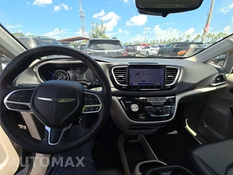 2024 Chrysler Pacifica Touring L 121.6" WB - miniatura 17