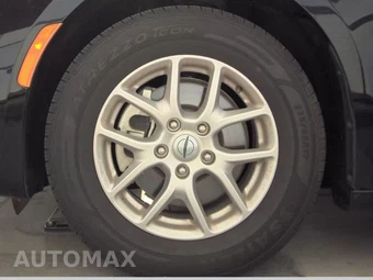 2024 Chrysler Pacifica Touring L 121.6" WB - miniatura 9