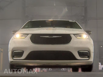 2024 Chrysler Pacifica Touring L 121.6" WB - miniatura 3