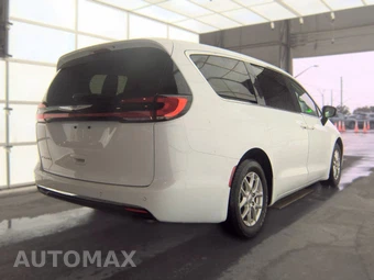 2024 Chrysler Pacifica Touring L 121.6" WB - miniatura 5