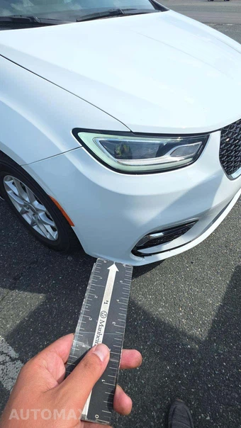2024 Chrysler Pacifica Touring L 121.6" WB - miniatura 20