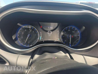 2024 Chrysler Pacifica Touring L 121.6" WB - miniatura 9
