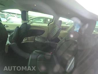 2024 Chrysler Pacifica Touring L 121.6" WB - miniatura 13