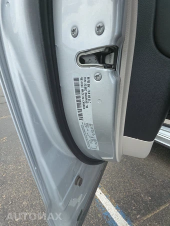 2024 Chrysler Pacifica Touring L 121.6" WB - miniatura 14