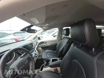 2024 Chrysler Pacifica Touring L 121.6" WB - miniatura 18