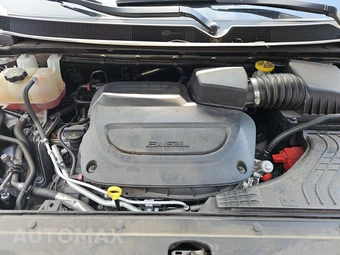 2024 Chrysler Pacifica Touring L 121.6" WB - miniatura 16