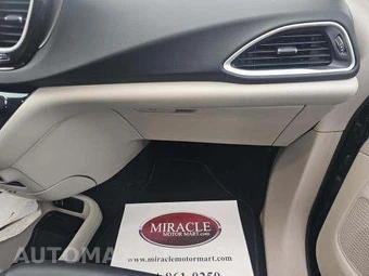 2024 Chrysler Pacifica Touring L 121.6" WB - miniatura 18