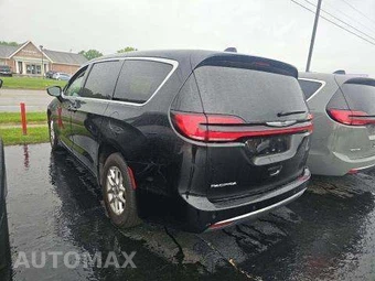 2024 Chrysler Pacifica Touring L 121.6" WB - miniatura 2