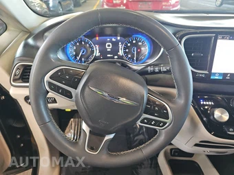 2024 Chrysler Pacifica Touring L 121.6" WB - miniatura 10