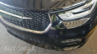 2024 Chrysler Pacifica Touring L 121.6" WB - miniatura 25