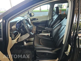 2024 Chrysler Pacifica Touring L 121.6" WB - miniatura 7