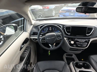 2024 Chrysler Pacifica Touring L 121.6" WB - miniatura 16