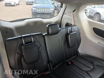 2024 Chrysler Pacifica Touring L 121.6" WB - miniatura 20