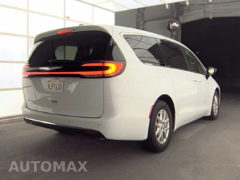2024 Chrysler Pacifica Touring L 121.6" WB - miniatura 5