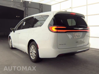 2024 Chrysler Pacifica Touring L 121.6" WB - miniatura 8