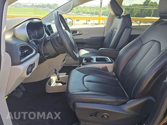 2024 Chrysler Pacifica Touring L 121.6" WB - miniatura 7