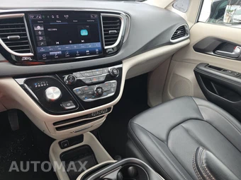 2024 Chrysler Pacifica Touring L 121.6" WB - miniatura 17