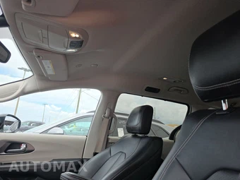2024 Chrysler Pacifica Touring L 121.6" WB - miniatura 21