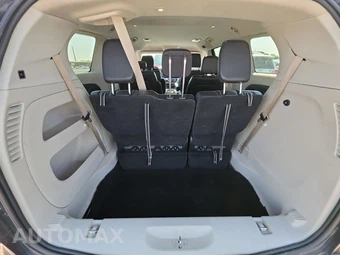 2024 Chrysler Pacifica Touring L 121.6" WB - miniatura 17