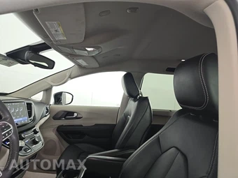 2024 Chrysler Pacifica Touring L 121.6" WB - miniatura 15
