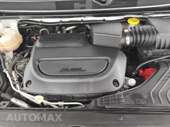 2024 Chrysler Pacifica Touring L 121.6" WB - miniatura 17