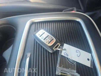 2024 Chrysler Pacifica Touring L 121.6" WB - miniatura 8