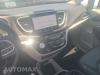 2024 Chrysler Pacifica Touring L 121.6" WB - miniatura 11