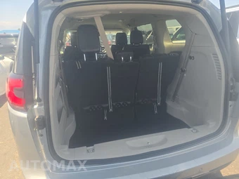2024 Chrysler Pacifica Touring L 121.6" WB - miniatura 18