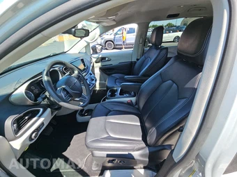 2024 Chrysler Pacifica Touring L 121.6" WB - miniatura 7