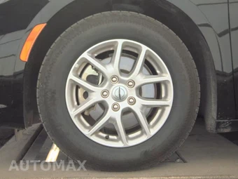 2024 Chrysler Pacifica Touring L 121.6" WB - miniatura 9