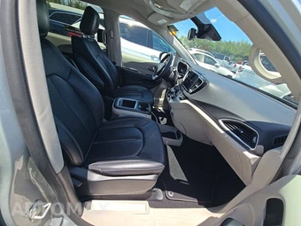 2024 Chrysler Pacifica Touring L 121.6" WB - miniatura 14