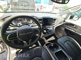 2024 Chrysler Pacifica Touring L 121.6" WB - miniatura 17