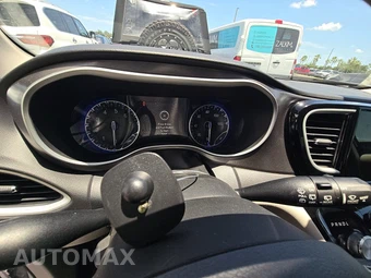 2024 Chrysler Pacifica Touring L 121.6" WB - miniatura 18