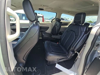 2024 Chrysler Pacifica Touring L 121.6" WB - miniatura 19