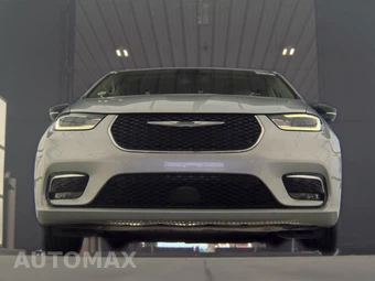 2024 Chrysler Pacifica Touring L 121.6" WB - miniatura 3