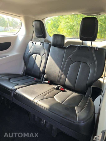 2024 Chrysler Pacifica Touring L 121.6" WB - miniatura 11