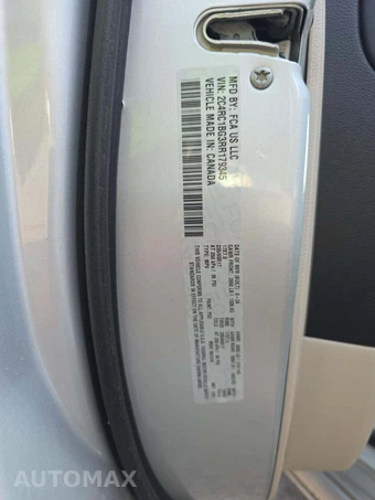 2024 Chrysler Pacifica Touring L 121.6" WB - miniatura 2