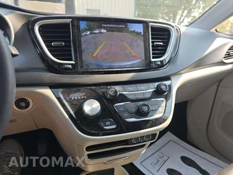 2024 Chrysler Pacifica Touring L 121.6" WB - miniatura 7