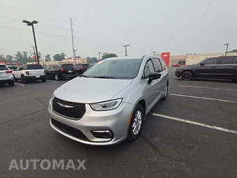 2024 Chrysler Pacifica Touring L 121.6" WB