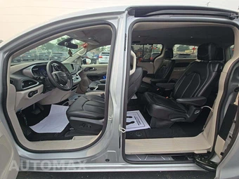 2024 Chrysler Pacifica Touring L 121.6" WB - miniatura 10