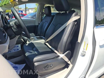 2024 Chrysler Pacifica Touring L 121.6" WB - miniatura 6