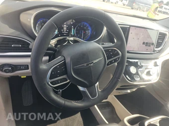2024 Chrysler Pacifica Touring L 121.6" WB - miniatura 10